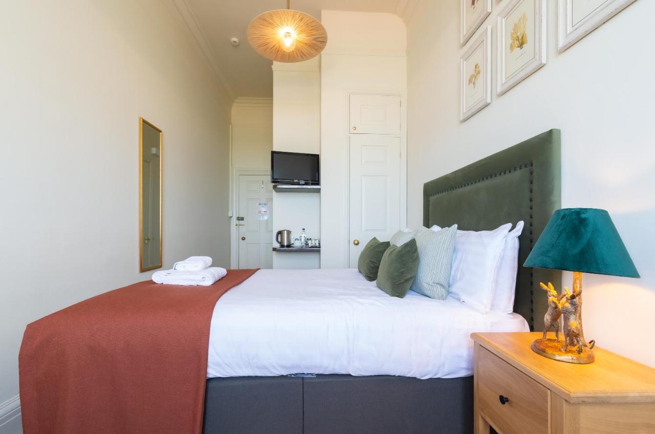 Cliftonville Hotel Кромер Экстерьер фото