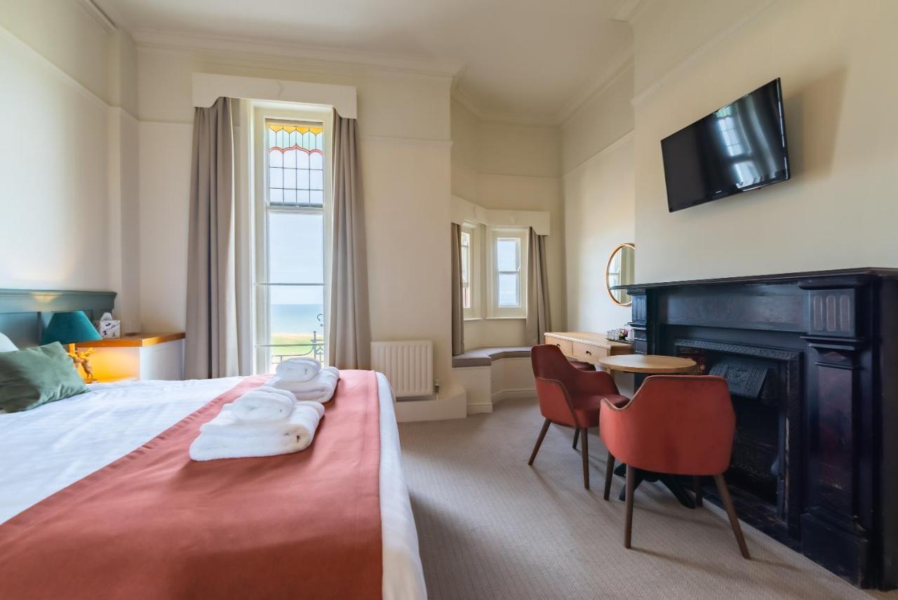 Cliftonville Hotel Кромер Экстерьер фото